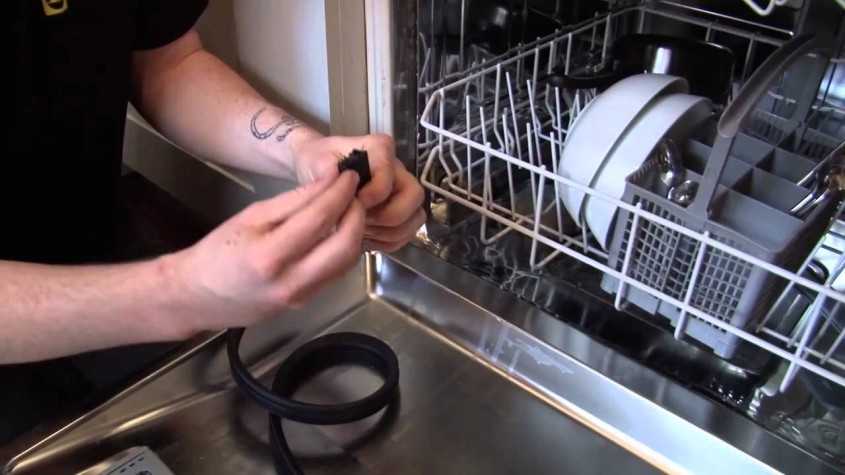 Производители рекомендуют после каждого сеанса работы почистить посудомоечн...
