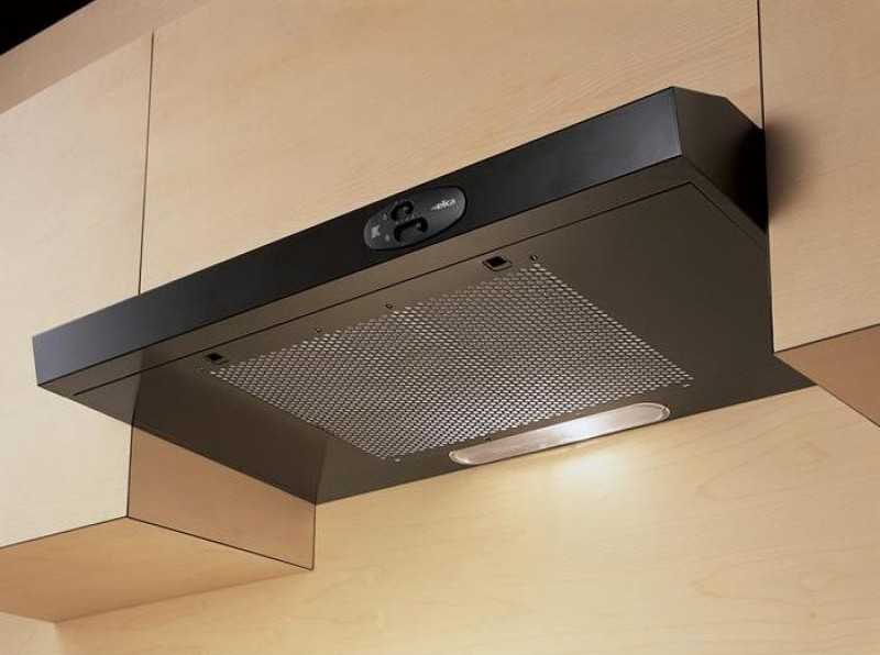Вытяжки для кухни с отводом в вентиляцию: схемы, правила монтажа