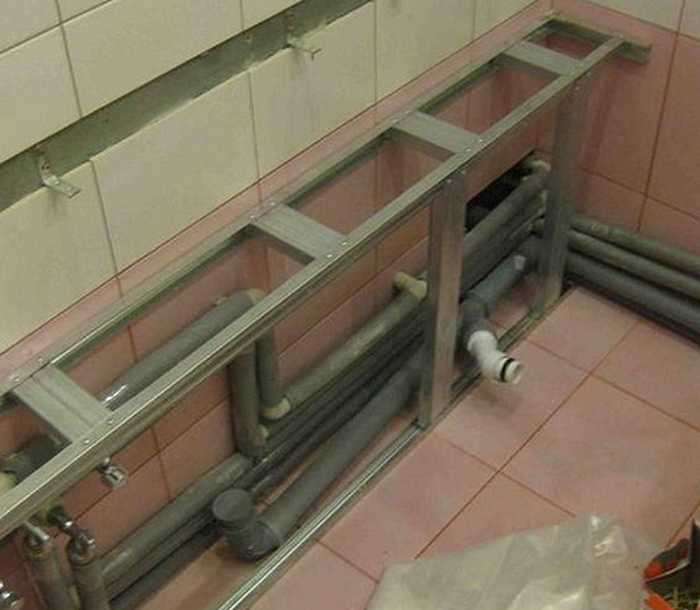 Как закрыть трубы в туалете - 45 фото лучших дизайнерских решений