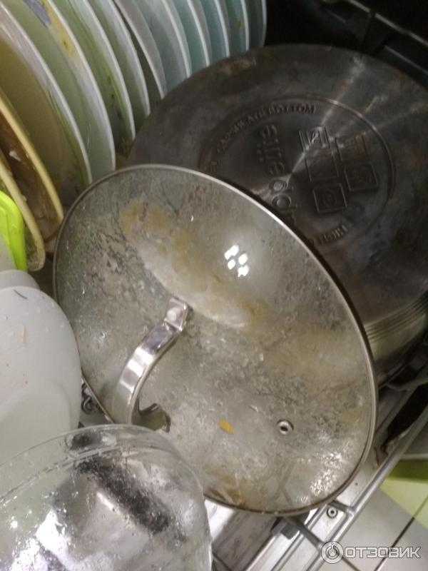 На посуде после мытья в посудомоечной машине остался налет: как исправить