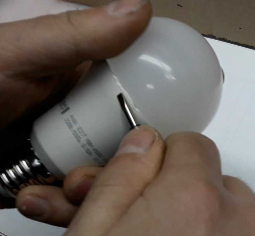Как разобрать и отремонтировать энергосберегающую лампу?