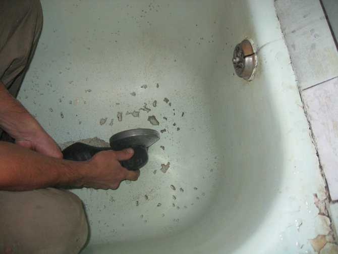 Эмалировка чугунной ванны – как легко восстановить эмаль