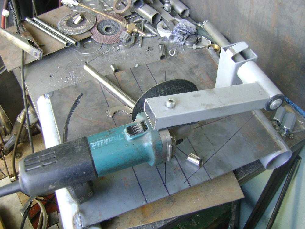 Отрезной дисковый станок по металлу  главный механик