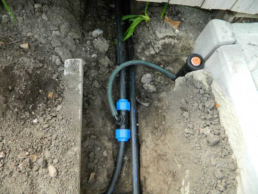 Как сделать водопровод на даче из колодца своими руками