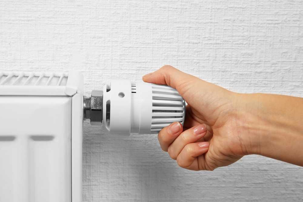 Как правильно ставить термоголовку на радиатор отопления?