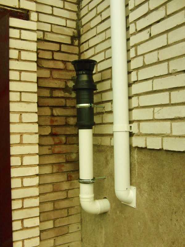 Вентиляция из пластиковых канализационных труб в частном доме: можно ли так делать + нюансы обустройства
