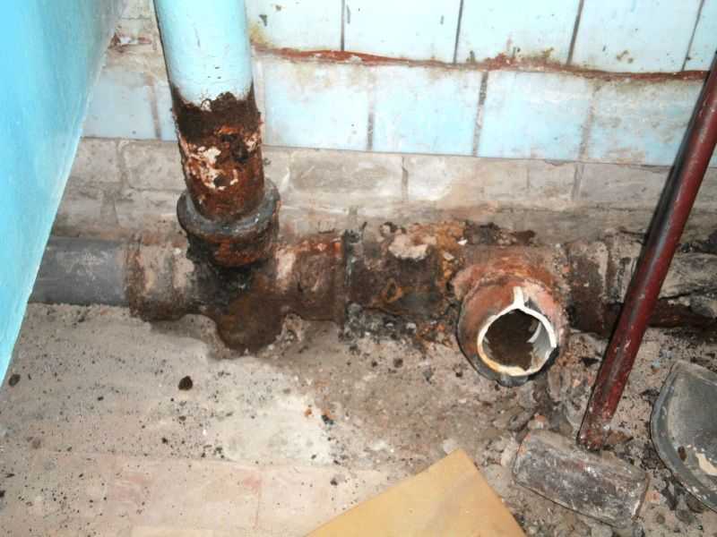 Замена канализации в квартире своими руками: подробные инструкции по замене стояка и труб