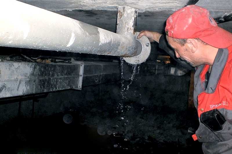 В газовую трубу попала вода что делать: при какой температуре замерзает газ в трубах?