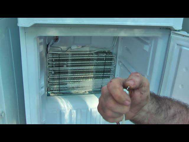 Почему холодильник не морозит но работает